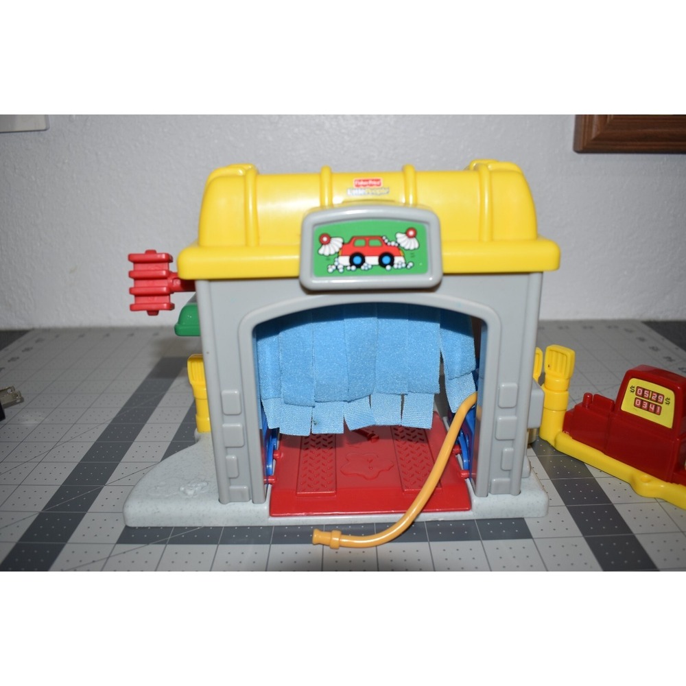 Fisher Price Little People 2002‎ CAR WASH GAS PUMP Garage Town Building Service - Picture 11 of 14